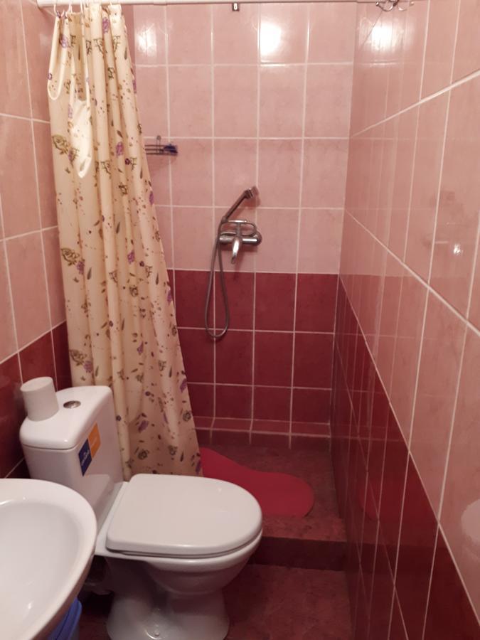 Hotel Gostynnyi Dvir Sharhorod エクステリア 写真