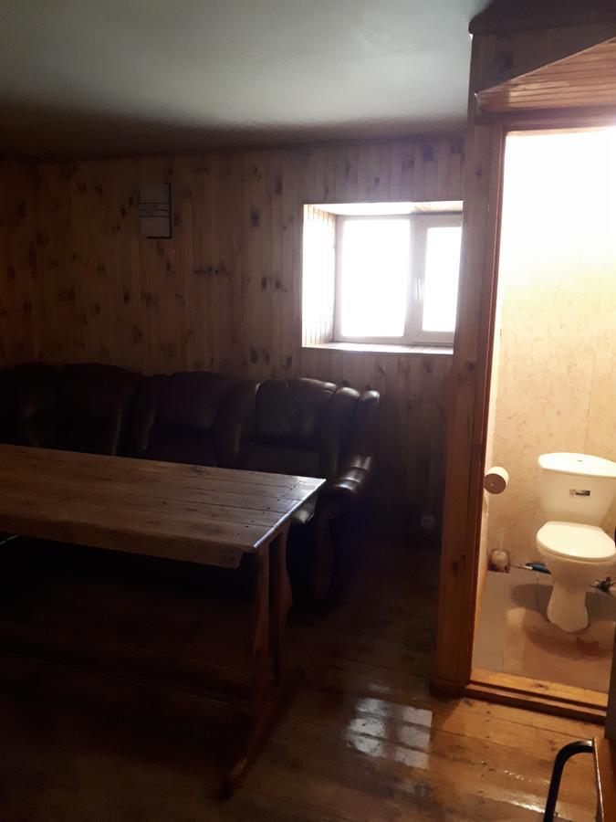 Hotel Gostynnyi Dvir Sharhorod エクステリア 写真