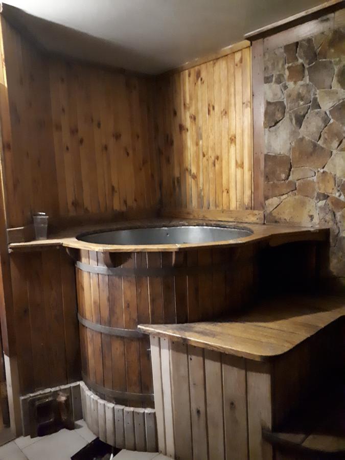 Hotel Gostynnyi Dvir Sharhorod エクステリア 写真