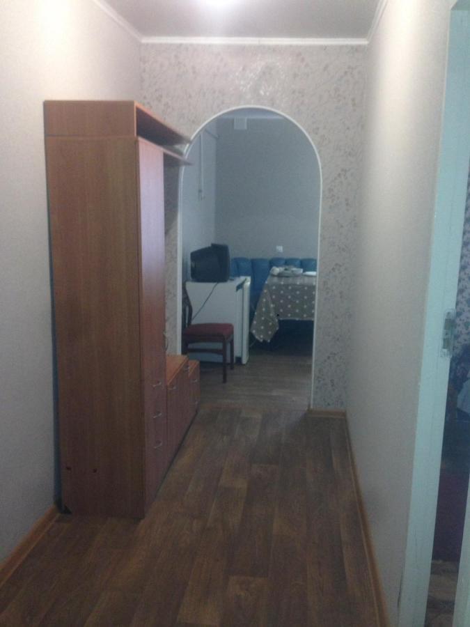 Hotel Gostynnyi Dvir Sharhorod エクステリア 写真
